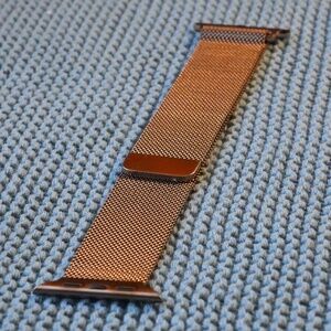 Apple Watch Gold Milanese Loop - Magnetic, Stainless Steel - EUC, Authentic!